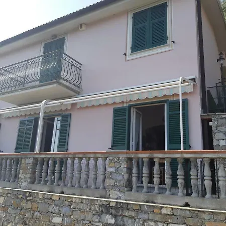 Villino T *